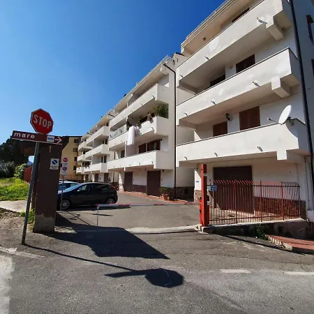 アパート Penthouse Mare E Monti