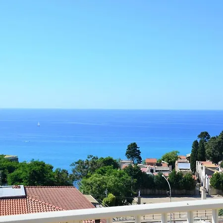 Penthouse Mare E Monti Апартаменты *